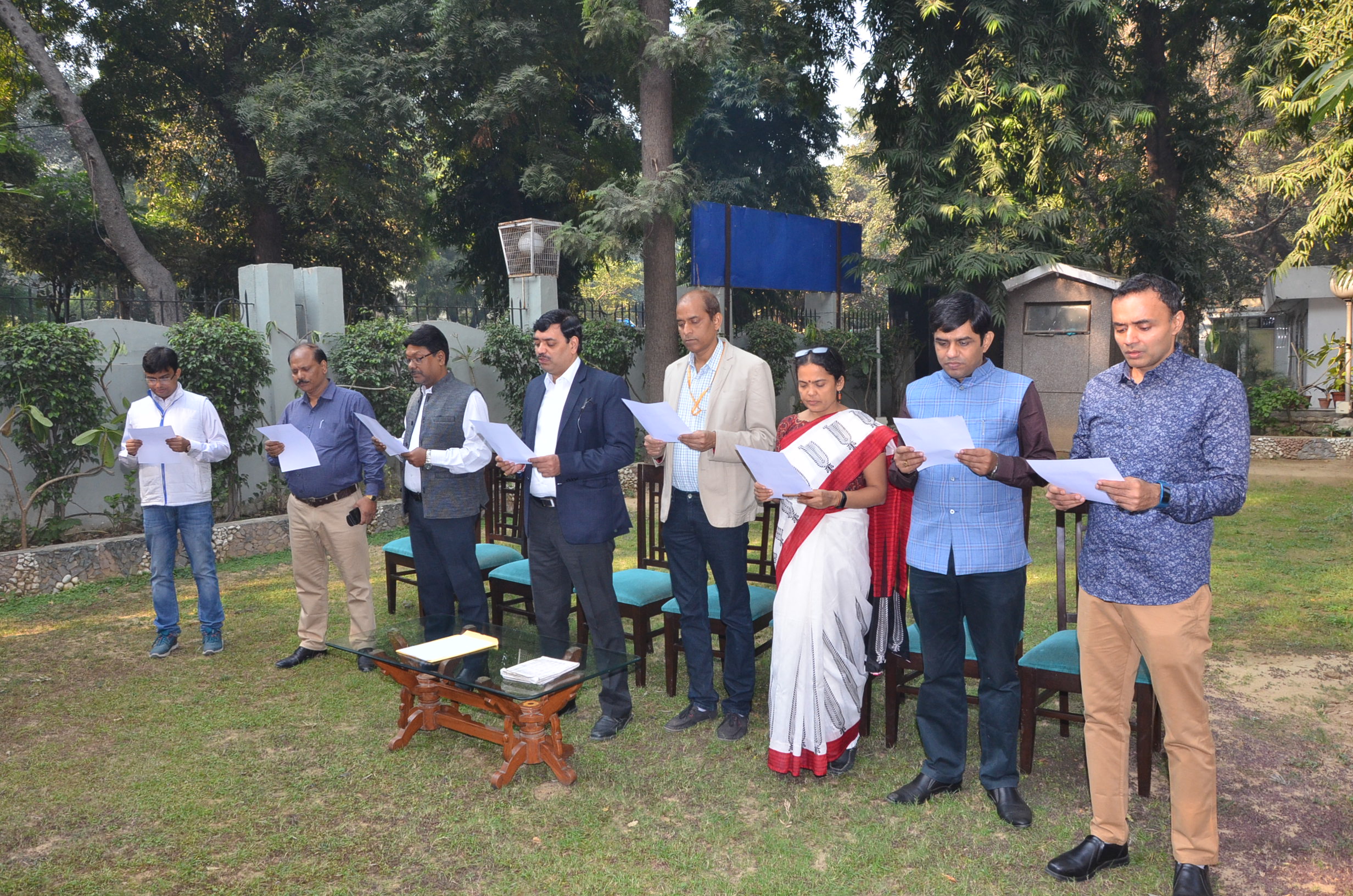 Oath from Bihar Bhawan Officers and Staff-Bihar Madhyapan Nished Divas